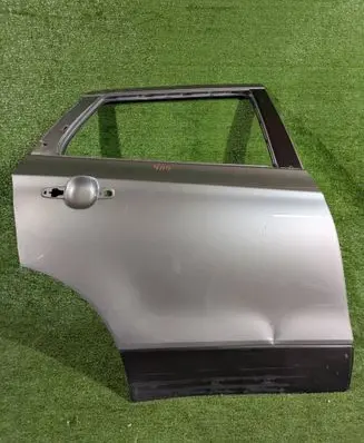 Suzuki SX4 S-Cross Rear door 