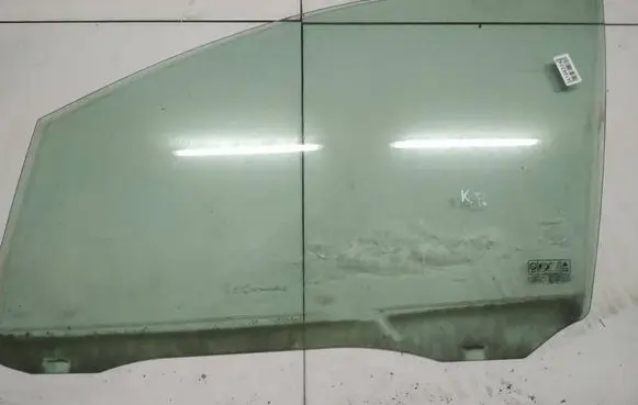Ford Focus C-MAX Front door window glass four-door AS2