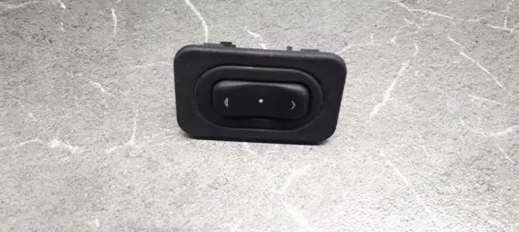 Opel Meriva A Quarter vent window switch 24407699