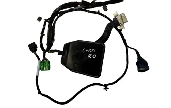 Volvo S60 Front door wiring loom 8697909