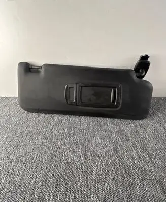 BMW X3 G01 Sun visor 8071072