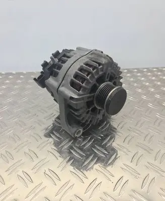 BMW 5 F10 F11 Generator/alternator 7823343 2607244E FG18S045