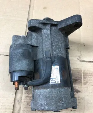 Mazda 6 Starter motor M002T88671 RF5C