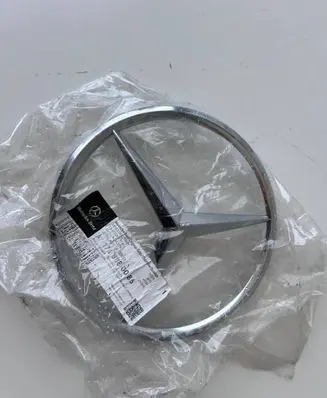 Mercedes-Benz SLK R171 Manufacturer badge logo/emblem 1718880086