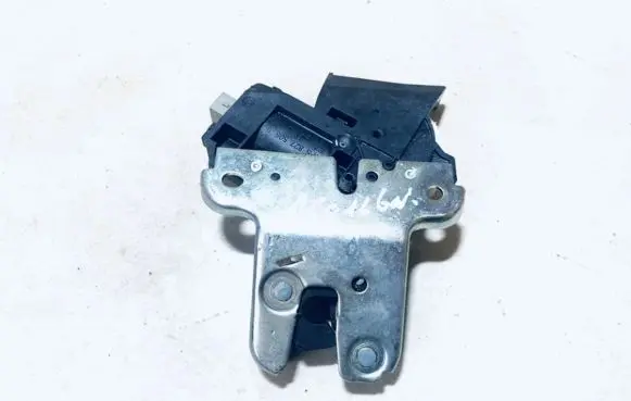 Volkswagen Jetta V Tailgate/trunk/boot lock/catch/latch 4f5827505d
