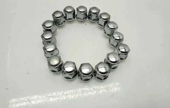 Suzuki Swift III Nuts/bolts 