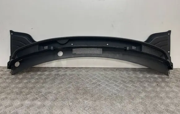 Wiper trim