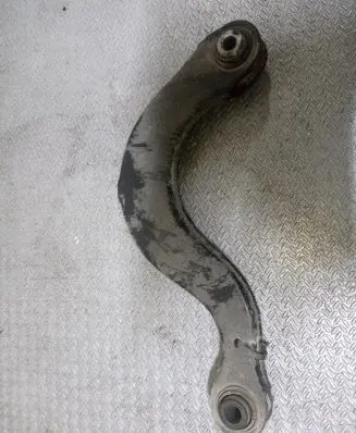 Volkswagen Touran I Rear control arm