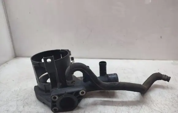 Mercedes-Benz C W204 Fuel filter bracket/mount holder A6512003700