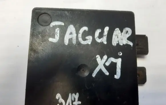 Jaguar XJ SERIE 1 Blind spot module AW93-14D455-AJ