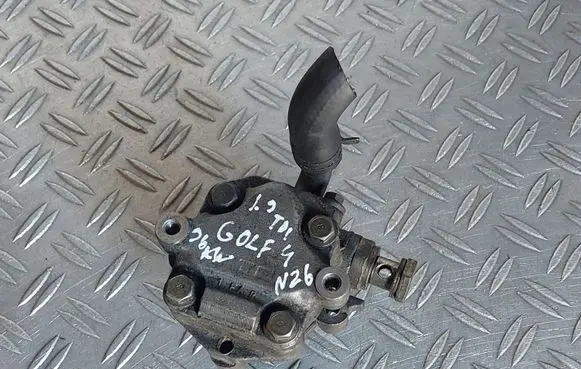 Volkswagen Golf IV Power steering pump