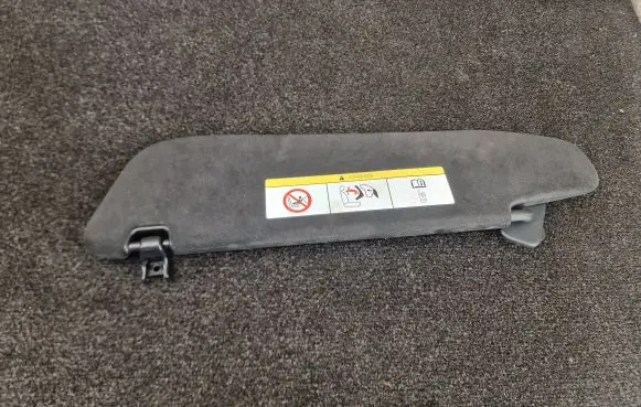 Tesla Model S Sun visor 114382526B