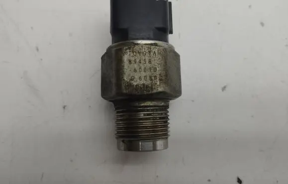 Lexus IS 220D-250-350 Fuel pressure sensor 8945860010