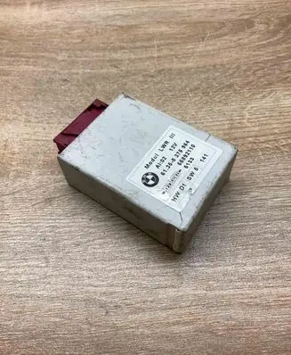 BMW 5 E39 Light module LCM 8375964