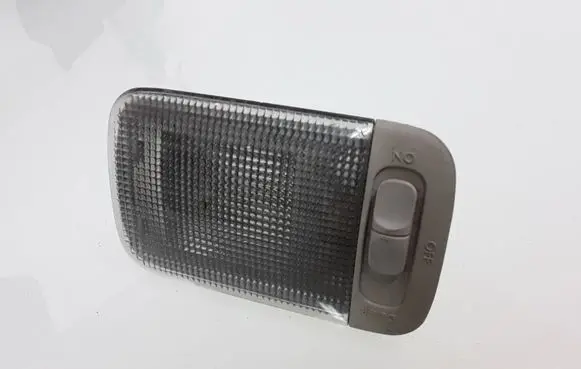 Subaru Outback Rear seat light