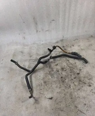 Volkswagen Phaeton Fuel main line pipe 