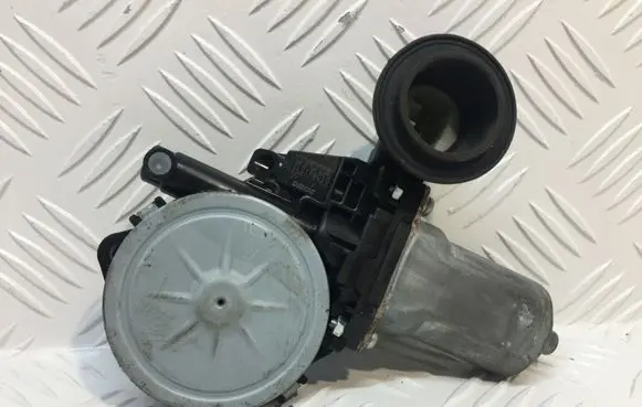 Lexus IS 220D-250-350 Rear door window regulator motor 8572058010