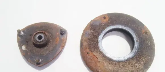 Honda FR-V Coil spring mount 