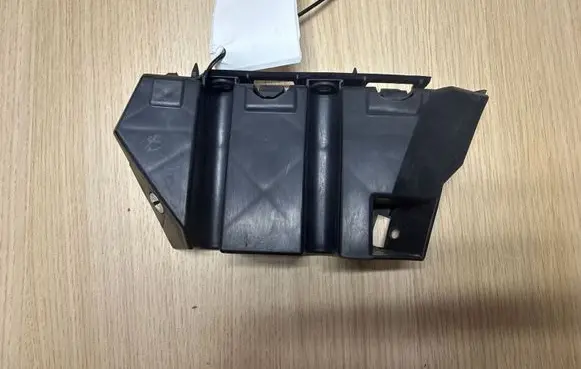 Seat Leon (5F) Front bumper mounting bracket 5F0807049