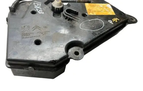 Peugeot 308 AdBlue liquid reservoir 9671981280 12075063205