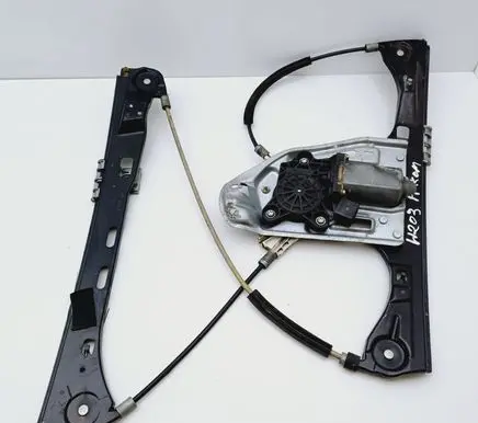 Mercedes-Benz C W203 Front door window regulator with motor A2037201846 A2208204542