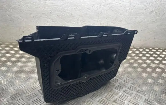 Volvo XC90 Air micro filter air duct channel part 32219196