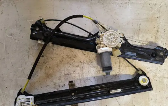 BMW X6 E71 Rear door window regulator with motor 6967262 974624100