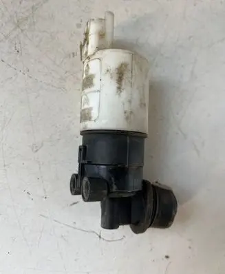 Citroen C4 I Windscreen/windshield washer pump 8200295685 8200067015 9641553880