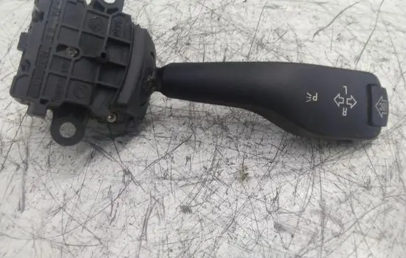 BMW X5 E53 Indicator stalk 8363668 01104010