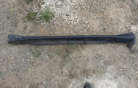 Nissan Juke I F15 Sill 768511KA6A