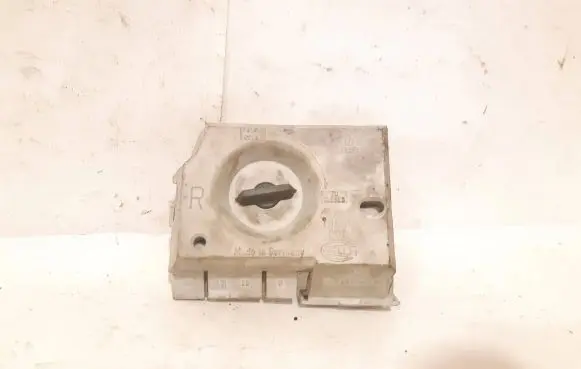 Audi A6 S6 C4 4A Tail light bulb cover holder THK81 03S070