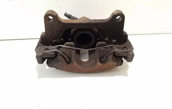 Skoda Superb B6 (3T) Front brake caliper
