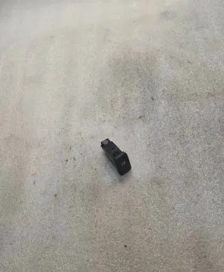 Hyundai Galloper Fog light switch HR80 8290 91220S