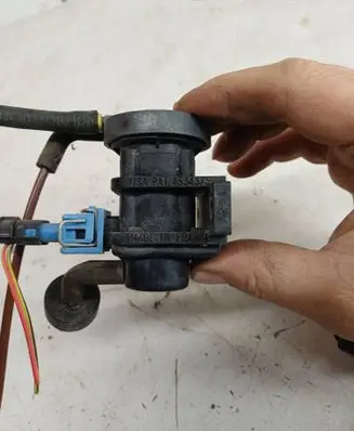 Opel Frontera B Turbo solenoid valve 09128022