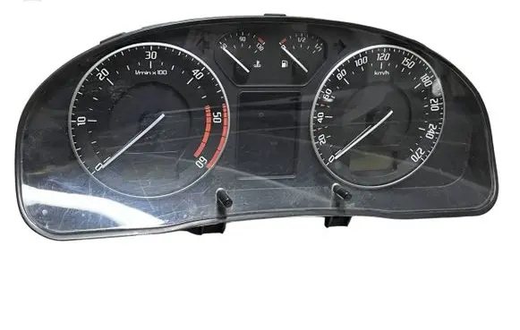 Skoda Superb B5 (3U) Speedometer (instrument cluster) 3U0920842D 110080115015 88423119