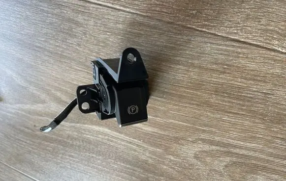 Lexus UX Hand parking brake switch 8613A36 75L860