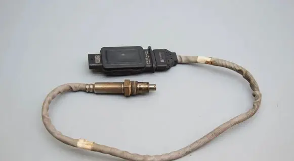 Volkswagen Caddy Lambda probe sensor A2C18479200
