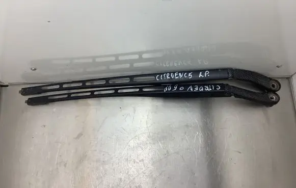 Citroen C5 Front wiper blade arm 21337
