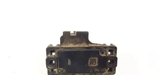 Opel Astra F Air pressure sensor 8766247 3517406