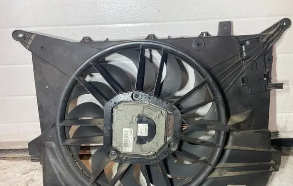 Volvo S60 Electric radiator cooling fan 0130706861 30749760
