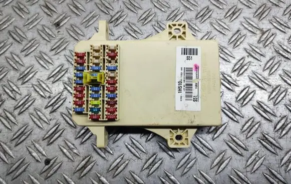 Hyundai i30 Fuse module 919501H510 1H5101109230084 1011923009