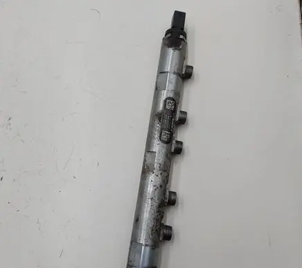 Fuel main line pipe