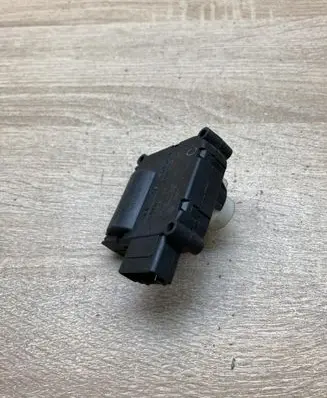 Audi A6 S6 C6 4F Air flap motor/actuator 4F0820511B 0132801369