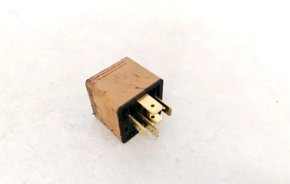 Opel Combo C Other relay 0332209136 90491314