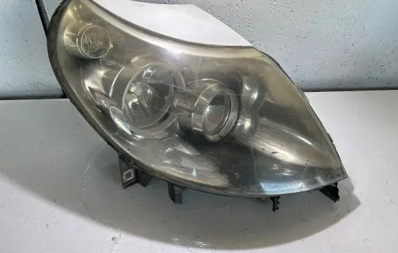 Headlight/headlamp