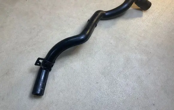 Mercedes-Benz C W203 Engine coolant pipe/hose A2710181282