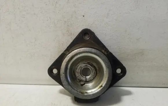 Volvo S60 Front shock absorber mounting bracket 