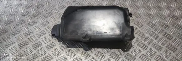 Volvo XC60 Heat shield in engine bay 31437422