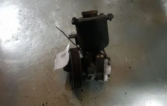 Subaru Outback Power steering pump