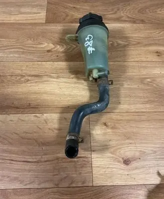Ford Focus Power steering fluid tank/reservoir 4M513531AD